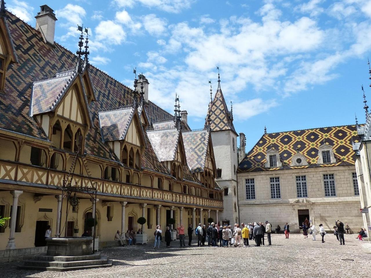 Hotel Les Deux Chevres Жевре-Шамбертин Екстериор снимка